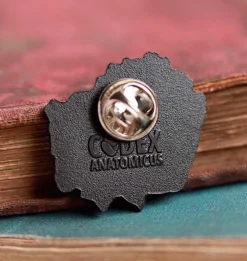Ohr mit Blumen - Emaille Pin | Codex Anatomicus Online