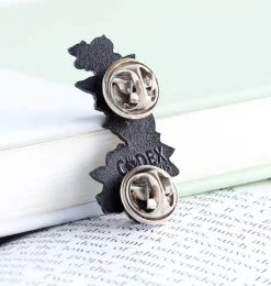 Äskulapstab - Emaille Pin | Codex Anatomicus Outlet